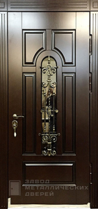 Фото «Дверь с ковкой №16» в Долгопрудному